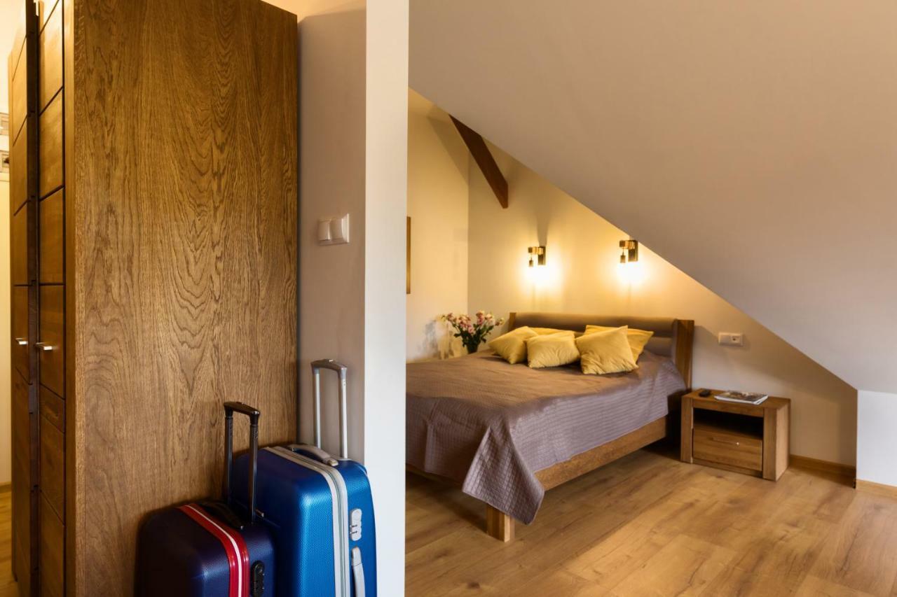 Deluxe Double Plus Room,804972903:JPEG